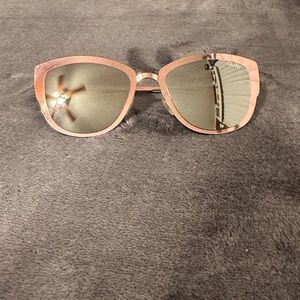 Quay Australia super girl sunglasses